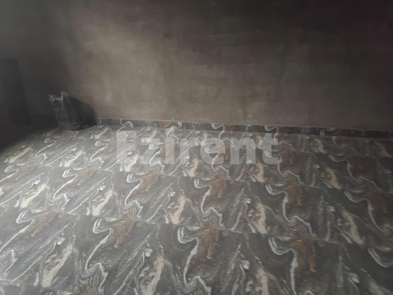 5 Bedroom Apartment eith very spacious Hall and Kitchen. Big Car park. - 10